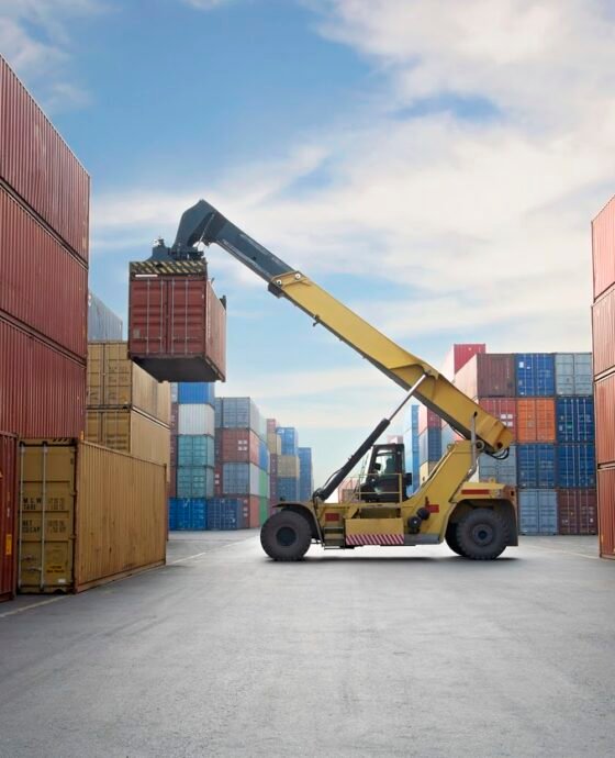 Shipment & Logistics